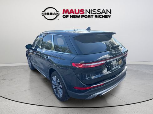 Used 2020 Lincoln Corsair Reserve w/ Equipment Group 201A FWD image 9