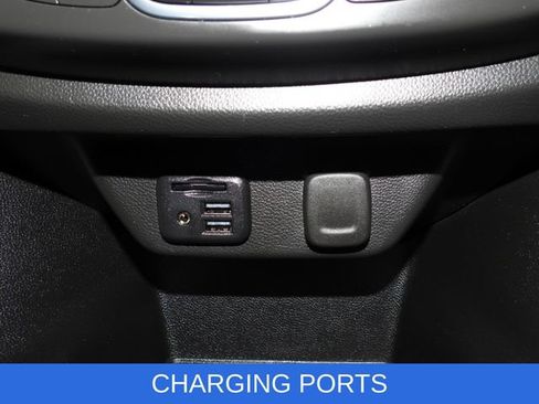 Used 2021 Chevrolet Traverse LT w/ LT Premium Package FWD image 12