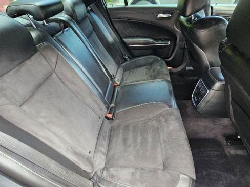 Used 2019 Dodge Charger Scat Pack w/ Dynamics Package RWD image 27