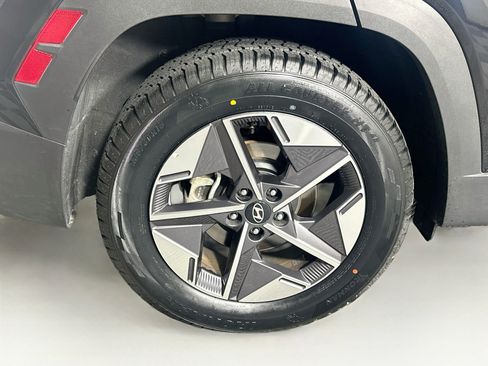 Used 2026 Hyundai Tucson SEL Plus FWD image 11