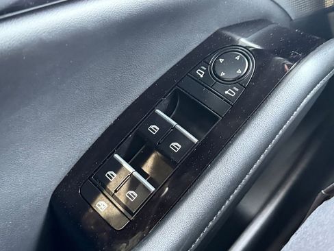 Used 2026 MAZDA MAZDA3 2.5 S Hatchback w/ Premium Pkg image 21