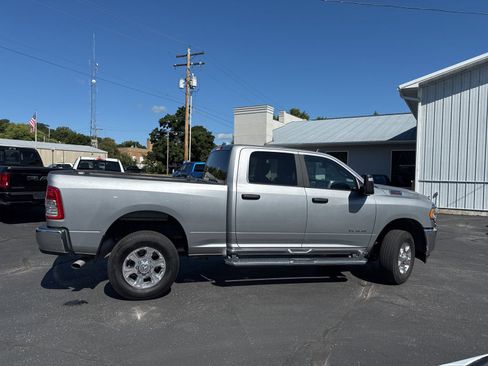 Used 2024 RAM 2500 Big Horn image 25