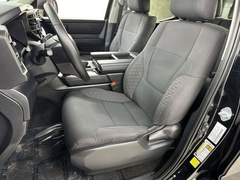 Used 2022 Toyota Tundra SR image 4