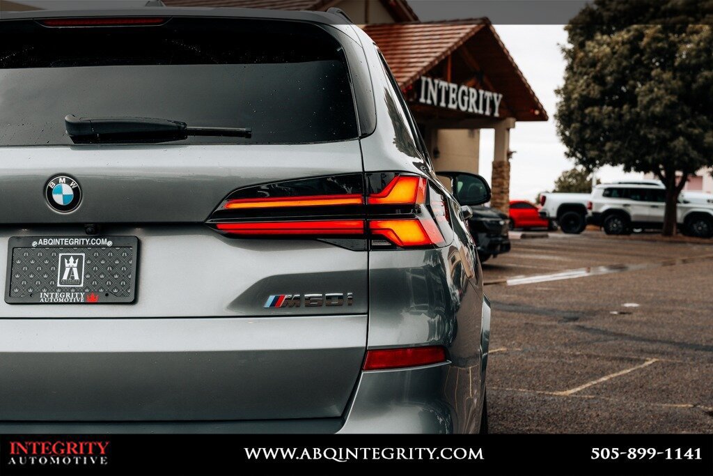 Used 2024 BMW X5 M60i AWD/4WD image 15