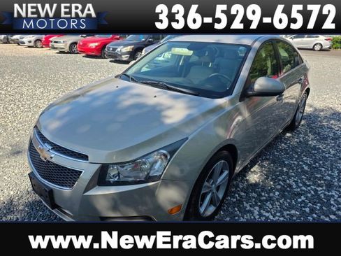 Used 2012 Chevrolet Cruze LT FWD image 1