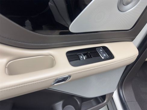 Used 2022 Lincoln Aviator Reserve w/ Equipment Group 201A image 37