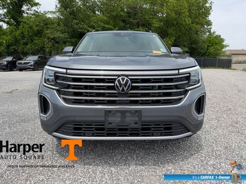 Used 2024 Volkswagen Atlas SE w/ Panoramic Sunroof Package AWD/4WD image 8