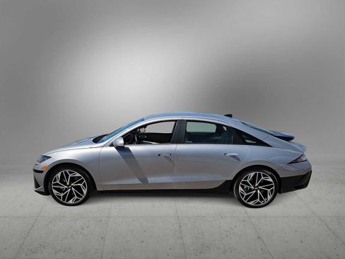 Used 2023 Hyundai Ioniq 6 SEL RWD image 5