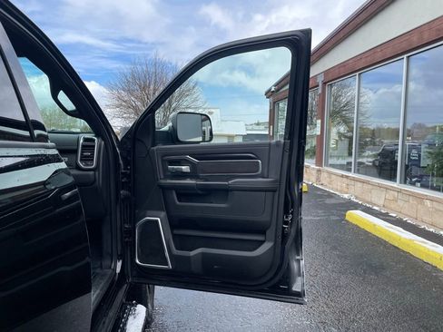 Used 2022 RAM 2500 Laramie w/ Night Edition AWD/4WD image 24