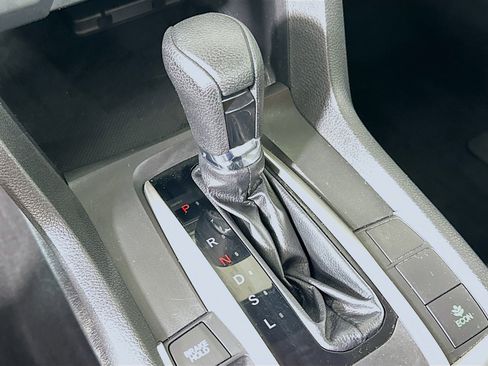 Used 2019 Honda Civic LX image 24