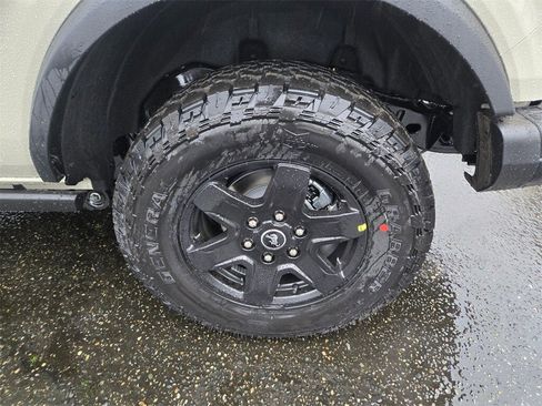 New 2025 Ford Bronco Big Bend w/ Black Diamond Package image 9