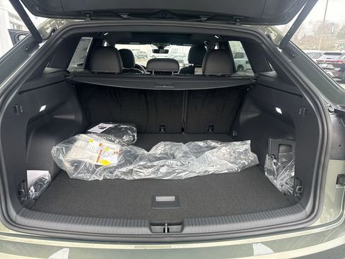 New 2026 Volkswagen Atlas Cross Sport SEL AWD/4WD image 45
