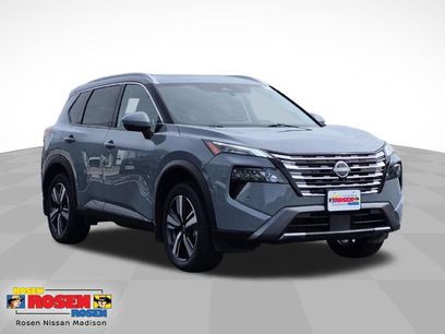 Used 2025 Nissan Rogue SL w/ SL Premium Package