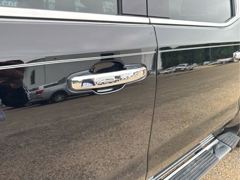 Certified 2023 Chevrolet Silverado 1500 LTZ AWD/4WD image 14