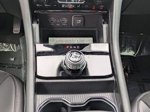 New 2025 Jeep Grand Cherokee L Laredo AWD/4WD image 17