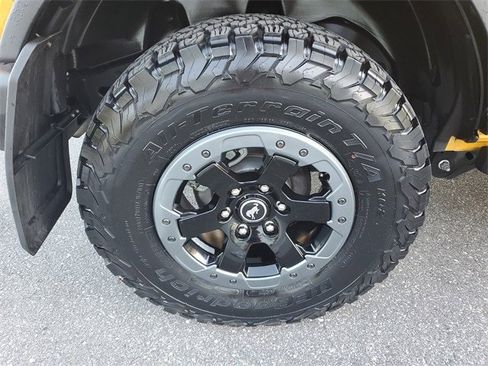 Used 2021 Ford Bronco Badlands image 5