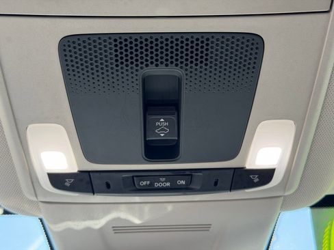 Used 2024 Honda CR-V EX-L image 28