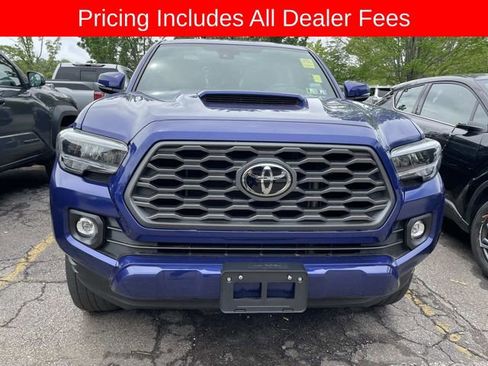 Used 2023 Toyota Tacoma TRD Sport AWD/4WD image 6