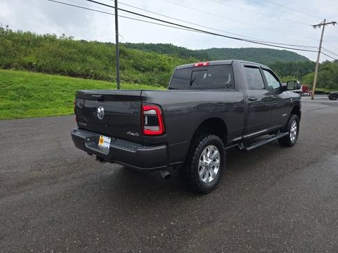 Used 2022 RAM 2500 Big Horn w/ Level C Equiment Group AWD/4WD image 6