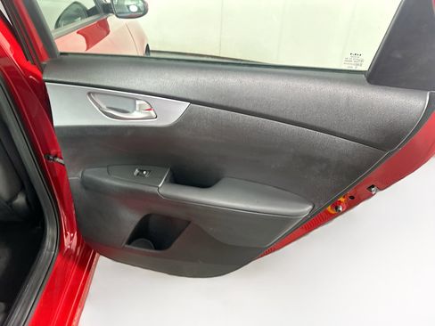 Used 2024 Kia Forte LXS image 28