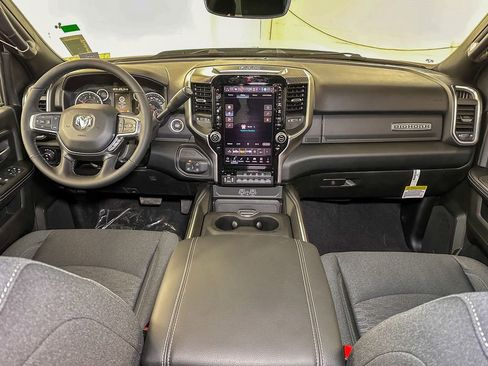 New 2026 RAM 2500 Big Horn AWD/4WD image 23