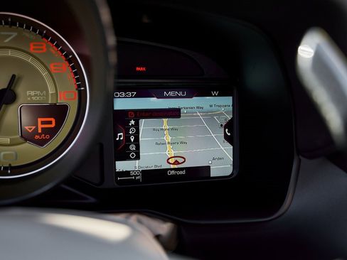 Used 2022 Ferrari F8 Tributo image 75