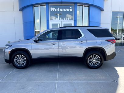 Used 2023 Chevrolet Traverse LT