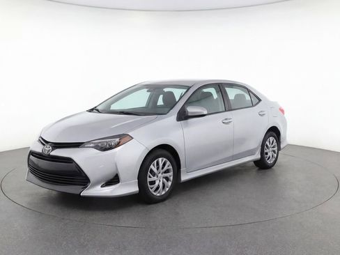 Used 2019 Toyota Corolla LE FWD image 1