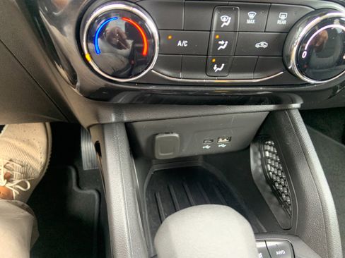 Certified 2025 Chevrolet TrailBlazer LT AWD/4WD image 13