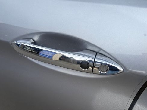 Used 2012 Honda Pilot Touring image 13