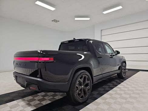 Used 2025 Rivian R1T Adventure image 5