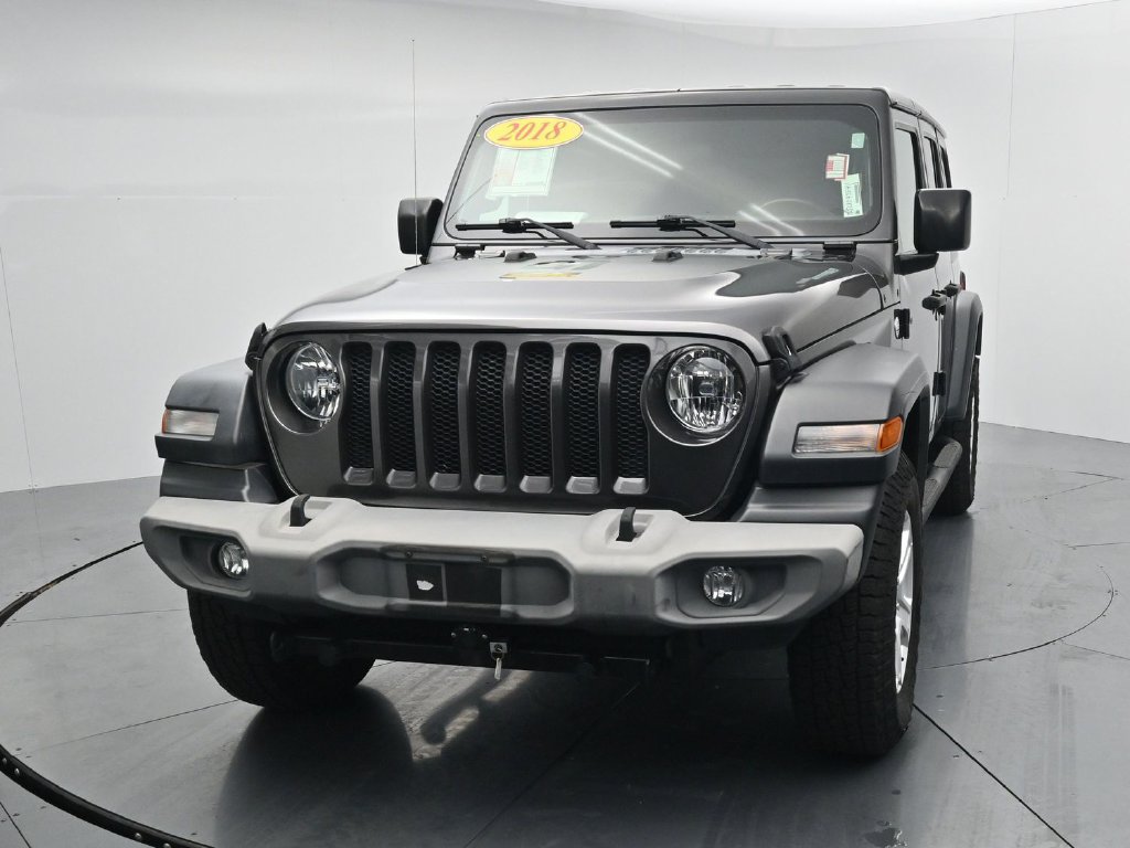 Used 2018 Jeep Wrangler Unlimited Sport S AWD/4WD image 3