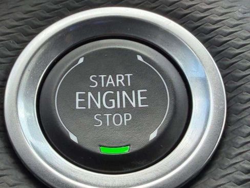 Used 2025 Chevrolet Equinox LT w/ Safety and Technology Package FWD image 20