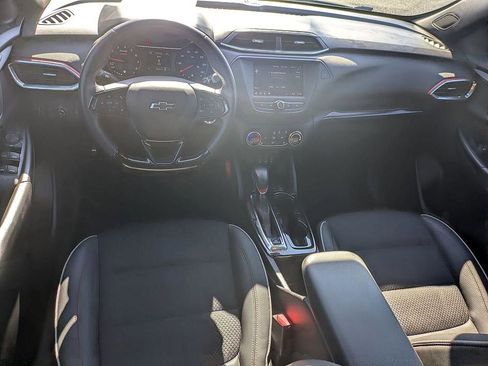 Used 2023 Chevrolet TrailBlazer RS image 27