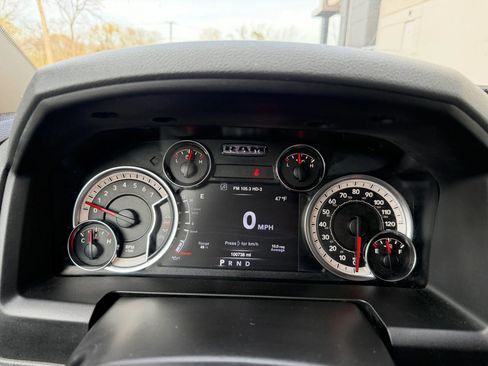 Used 2019 RAM 1500 Lone Star image 13