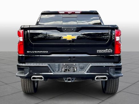 Used 2023 Chevrolet Silverado 1500 High Country w/ High Country Premium Package AWD/4WD image 5