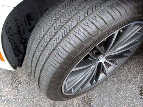 Certified 2023 BMW 530e w/ Premium Package RWD image 13