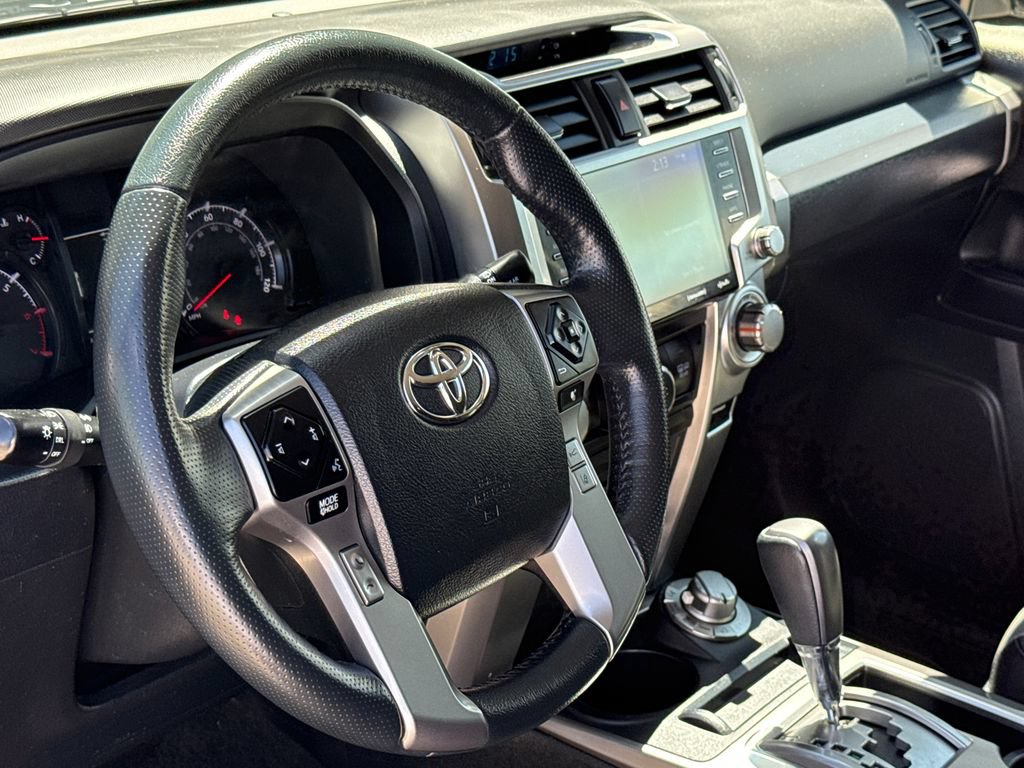 Used 2023 Toyota 4Runner SR5 Premium w/ Moonroof Package AWD/4WD image 19
