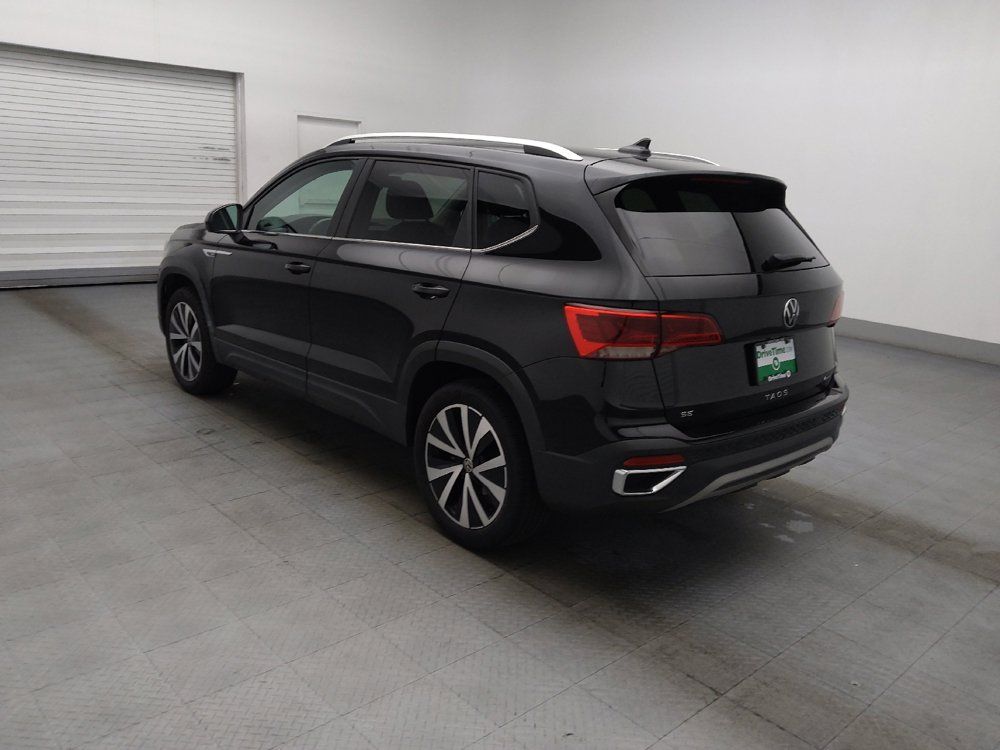 Used 2022 Volkswagen Taos SE AWD/4WD image 3