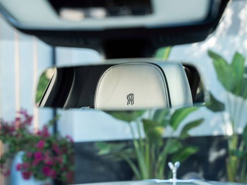 Certified 2022 Rolls-Royce Cullinan image 31