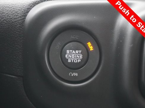 Used 2021 Jeep Wrangler Unlimited Islander image 27