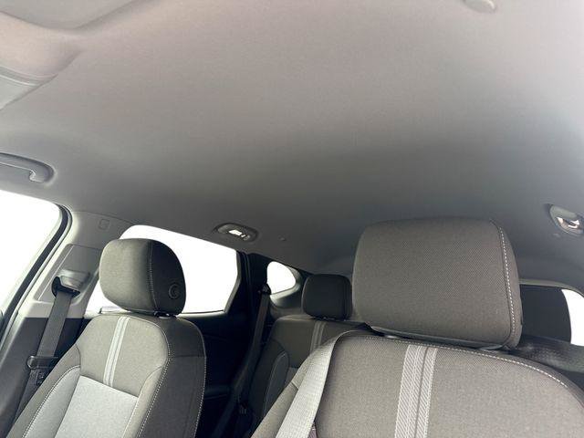 New 2026 Chevrolet Blazer LT w/ Convenience Package FWD image 16