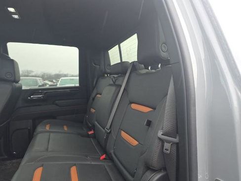Used 2025 GMC Sierra 2500 AT4 w/ AT4 Premium Plus Package AWD/4WD image 45