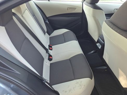 Used 2025 Toyota Corolla LE image 17