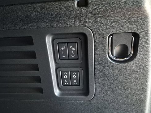 New 2026 Buick Enclave Preferred w/ Power Package AWD/4WD image 26