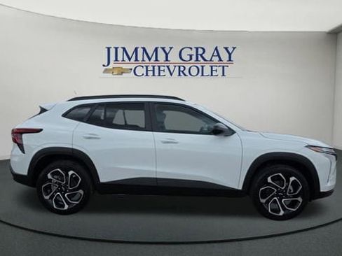 New 2026 Chevrolet Trax RS w/ Driver Confidence Package image 6