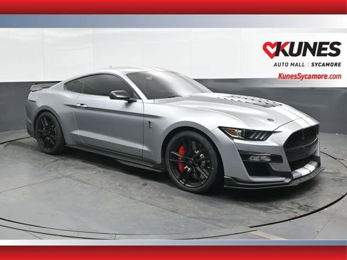 Used 2022 Ford Mustang Shelby GT500 w/ Technology Package RWD image 1