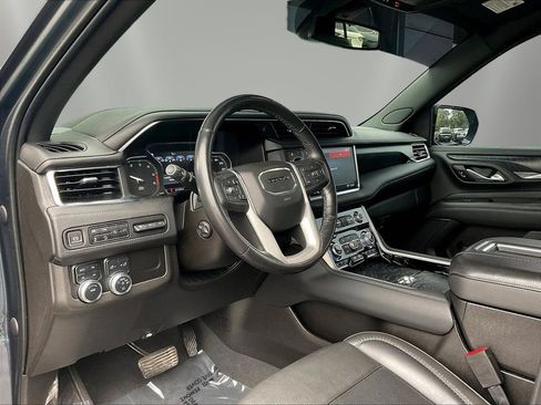 Used 2021 GMC Yukon Denali AWD/4WD image 16