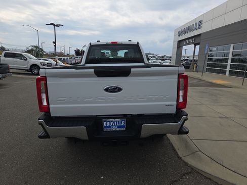New 2026 Ford F250 XL w/ XL Off-Road Package AWD/4WD image 4