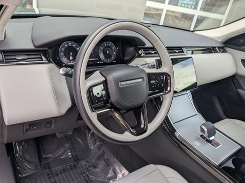 Certified 2025 Land Rover Range Rover Velar S image 14